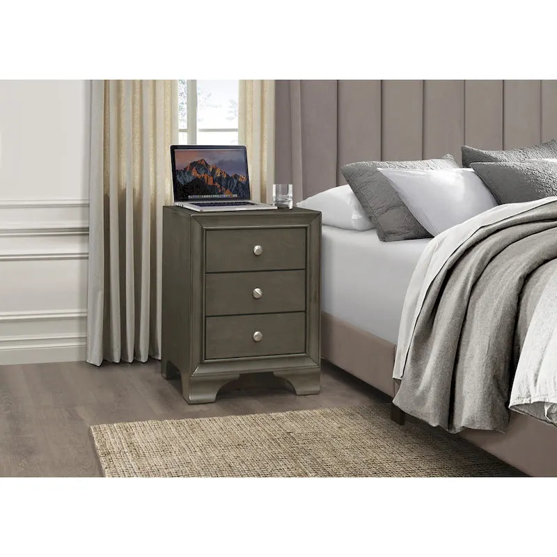 Transitional Wooden Nightstand, Bedside Storage with USB Ports, Living Room Side Table with Drawers, Sofa Table
